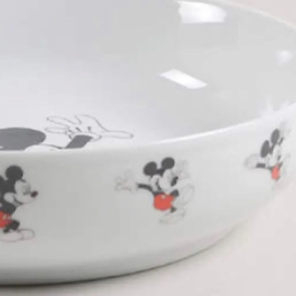 💦💦 Disney Mickey Mouse Spashing In Puddle Dinner Bowl 🥣 - Picture 3 of 3